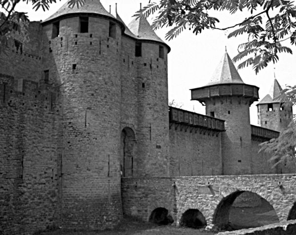 Иллюстрация к книге — Рыцари. Полная иллюстрированная энциклопедия [i_381.jpg]