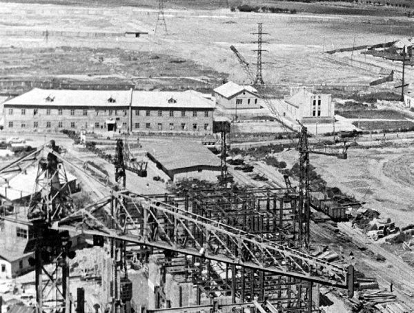 Иллюстрация к книге — Высотки сталинской Москвы. Наследие эпохи [i_051.jpg]