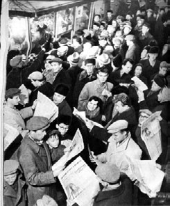 Иллюстрация к книге — Юрий Гагарин. Человек-легенда [i_100.jpg]