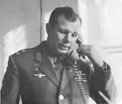 Иллюстрация к книге — Юрий Гагарин. Человек-легенда [i_103.jpg]