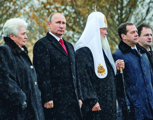 Иллюстрация к книге — Путин. Прораб на галерах [i_044.jpg]