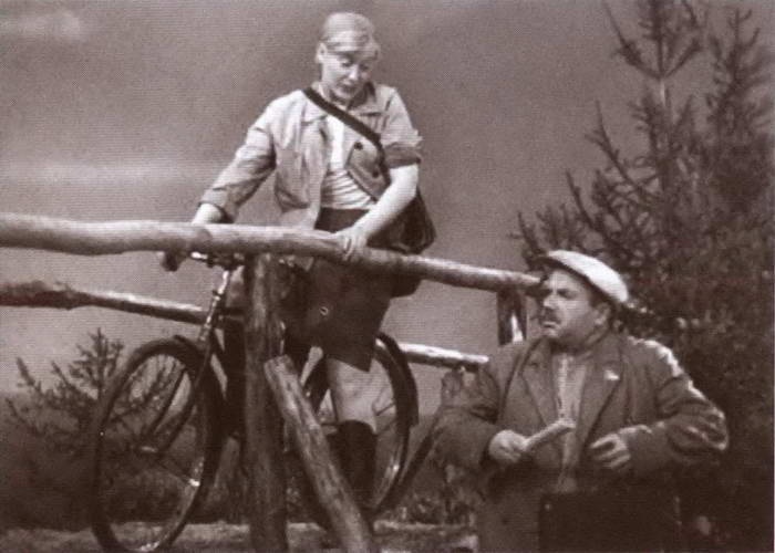 Иллюстрация к книге — Любовь Орлова [i_027.jpg]