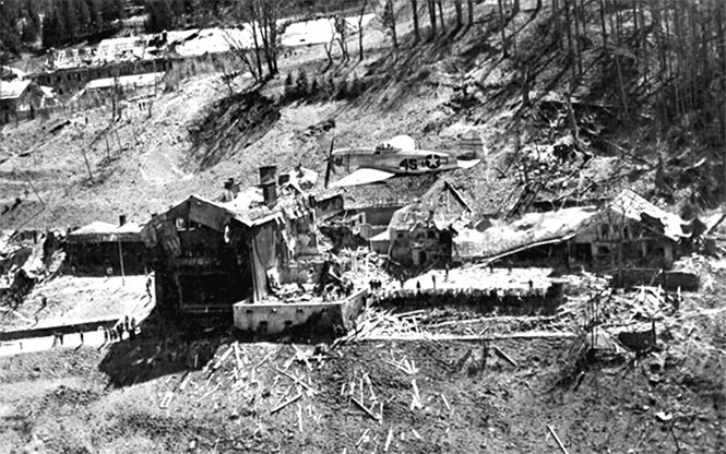 Иллюстрация к книге — Женщина фюрера, или Как Ева Браун погубила Третий рейх [i_031.jpg]