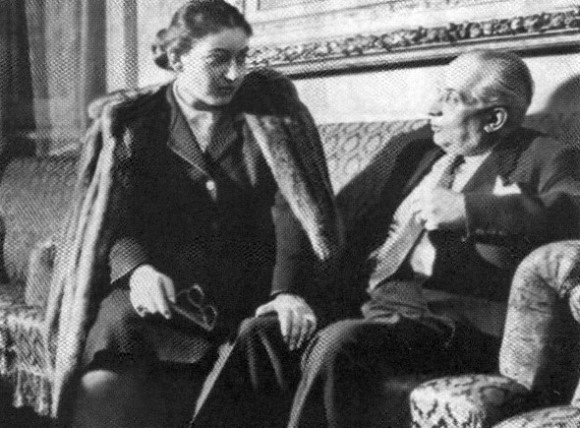 Иллюстрация к книге — Мария Каллас [i_006.jpg]