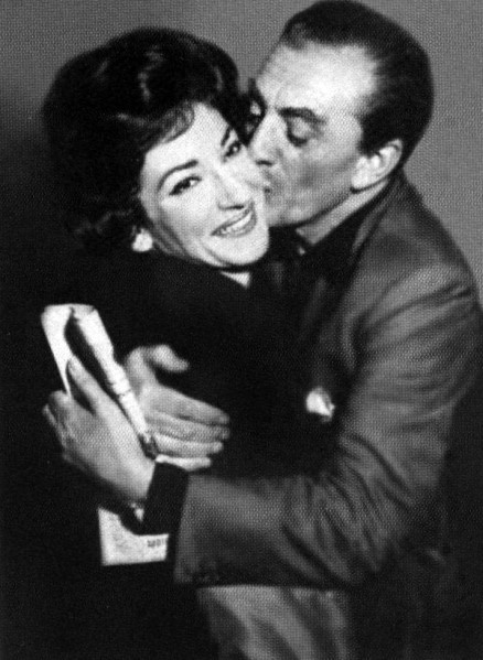 Иллюстрация к книге — Мария Каллас [i_017.jpg]