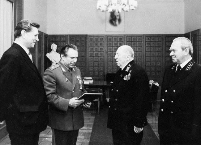 Иллюстрация к книге — Руденко. Генеральный прокурор СССР [i_230.jpg]