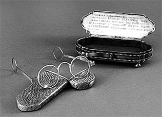 Иллюстрация к книге — Люди Зимнего дворца. Монаршие особы, их фавориты и слуги [i_389.jpg]