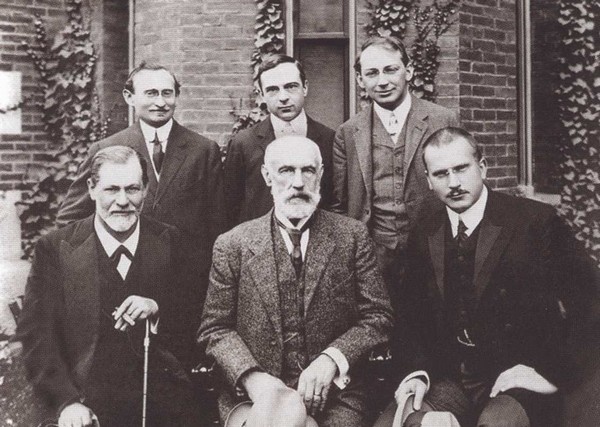 Иллюстрация к книге — Фрейд [i_033.jpg]