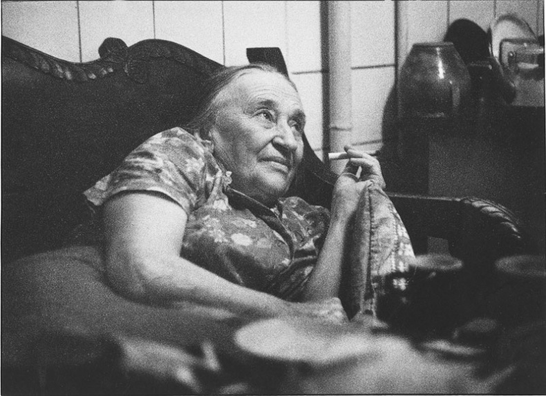 Иллюстрация к книге — &quot;Посмотрим, кто кого переупрямит...&quot;. Надежда Яковлевна Мандельштам в письмах, воспоминаниях, свидетельствах [i_060.jpg]