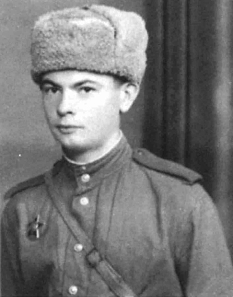 Иллюстрация к книге — Хроника рядового разведчика. Фронтовая разведка в годы Великой Отечественной войны. 1943-1945 гг [i_001.jpg]