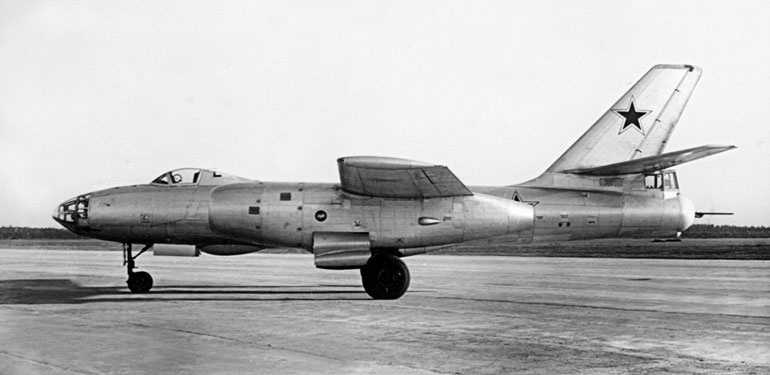 Иллюстрация к книге — Неизвестный Ильюшин. Триумфы отечественного авиапрома [i_062.jpg]