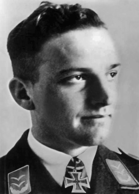 Иллюстрация к книге — &quot;Штукас&quot;. Асы Блицкрига в бою [autogen_ebook_id12.jpg]