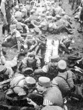 Иллюстрация к книге — Штурмовые отряды (СА) Гитлера 1921-1945 [i_028.jpg]