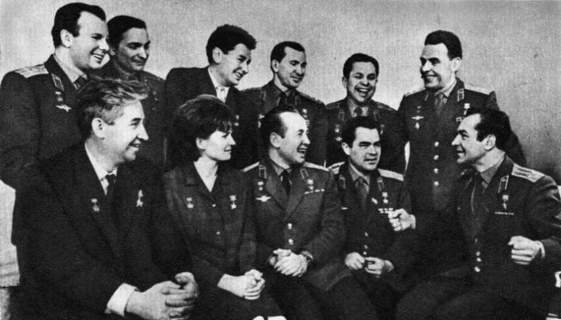 Иллюстрация к книге — Путь к звездам. Из истории советской космонавтики [i_029.jpg]