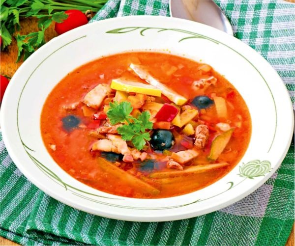 Иллюстрация к книге — 365 рецептов вкусной русской кухни [i_019.jpg]