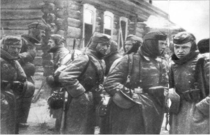 Иллюстрация к книге — Wehrmacht. Сухопутные войска III Рейха [i_109.jpg]