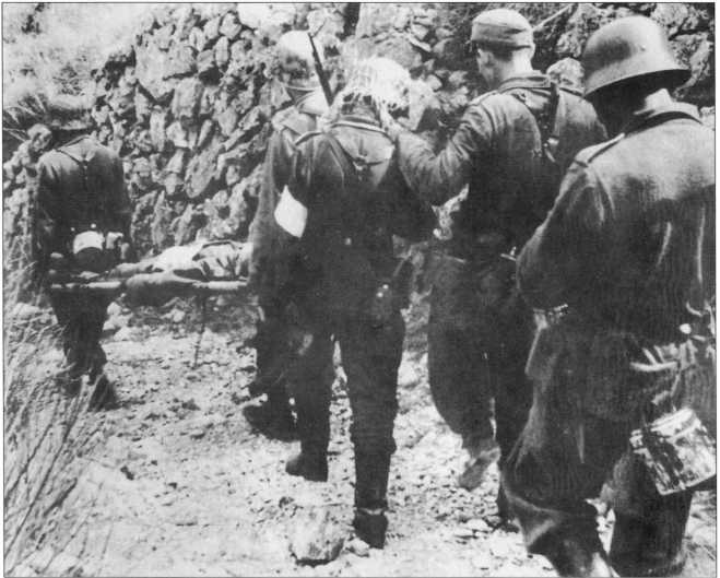 Иллюстрация к книге — Wehrmacht. Сухопутные войска III Рейха [i_214.jpg]
