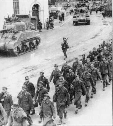 Иллюстрация к книге — Wehrmacht. Сухопутные войска III Рейха [i_251.jpg]
