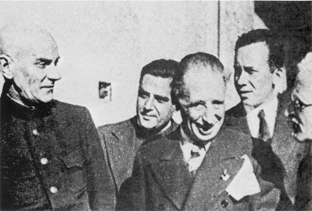 Иллюстрация к книге — Гражданская война в Испании 1936-1939 [i_032.jpg]