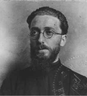 Иллюстрация к книге — &quot;Шпионы Ватикана...&quot; О трагическом пути священников-миссионеров. Воспоминания Пьетро Леони, обзор материалов следственных дел [i_021.jpg]