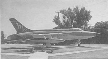 Иллюстрация к книге — F-105 Thunderchie [pic_102.jpg]