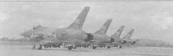 Иллюстрация к книге — F-105 Thunderchie [pic_146.jpg]