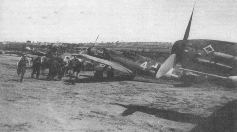 Иллюстрация к книге — Messtrstlnitt Bf 109. Часть 6 [pic_72.jpg]