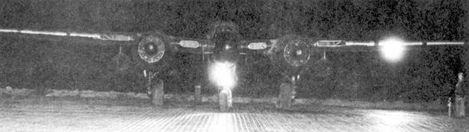 Иллюстрация к книге — Nortrop P-61 BLack Widow. Тяжелый ночной истребитель США [pic_57.jpg]