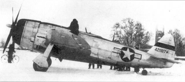 Иллюстрация к книге — Р-47 «Thunderbolt» Тяжелый истребитель США [pic_203.jpg]
