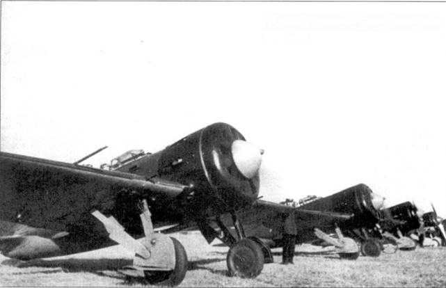 Иллюстрация к книге — И-16 боевой «ишак» сталинских соколов. Часть 1 [pic_2.jpg]