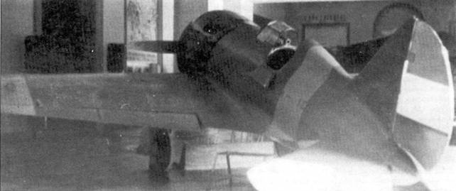 Иллюстрация к книге — И-16 боевой «ишак» сталинских соколов. Часть 1 [pic_38.jpg]