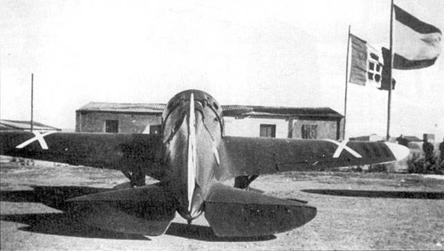 Иллюстрация к книге — И-16 боевой «ишак» сталинских соколов. Часть 1 [pic_44.jpg]