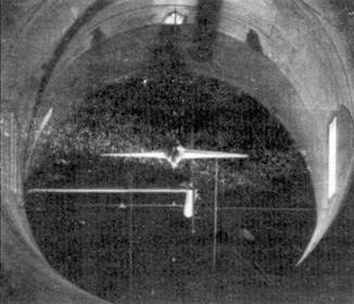 Иллюстрация к книге — Me 163 ракетный истребитель Люфтваффе [pic_10.jpg]