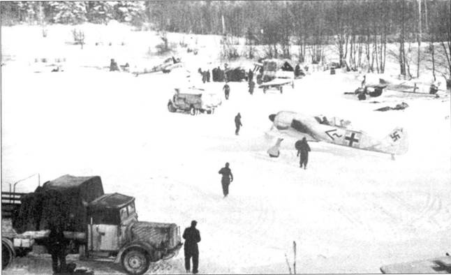 Иллюстрация к книге — Асы люфтваффе. Пилоты Fw 190 на Восточном фронте [pic_7.jpg]