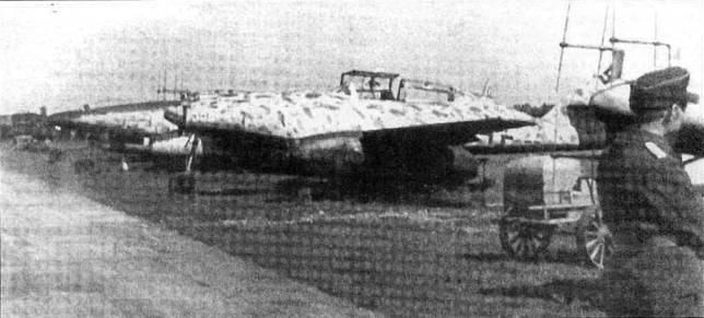 Иллюстрация к книге — Me 262 последняя надежда люфтваффе Часть 3 [pic_9.jpg]