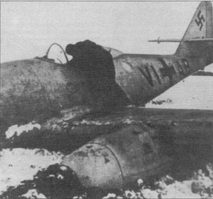 Иллюстрация к книге — Me 262 последняя надежда Люфтваффе Часть 1 [pic_10.jpg]