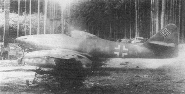 Иллюстрация к книге — Me 262 последняя надежда Люфтваффе Часть 1 [pic_35.jpg]