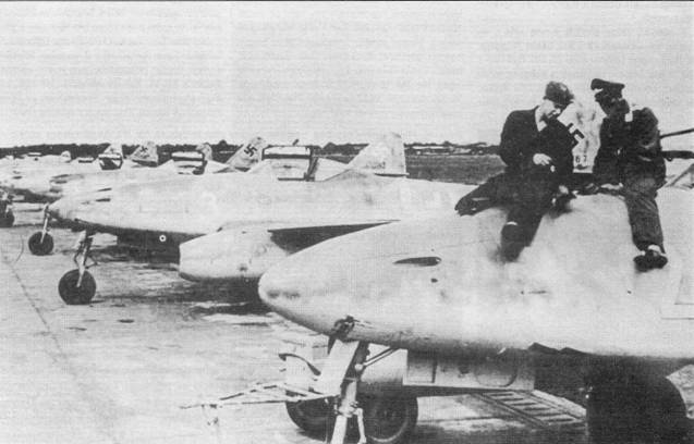 Иллюстрация к книге — Me 262 последняя надежда Люфтваффе Часть 1 [pic_95.jpg]