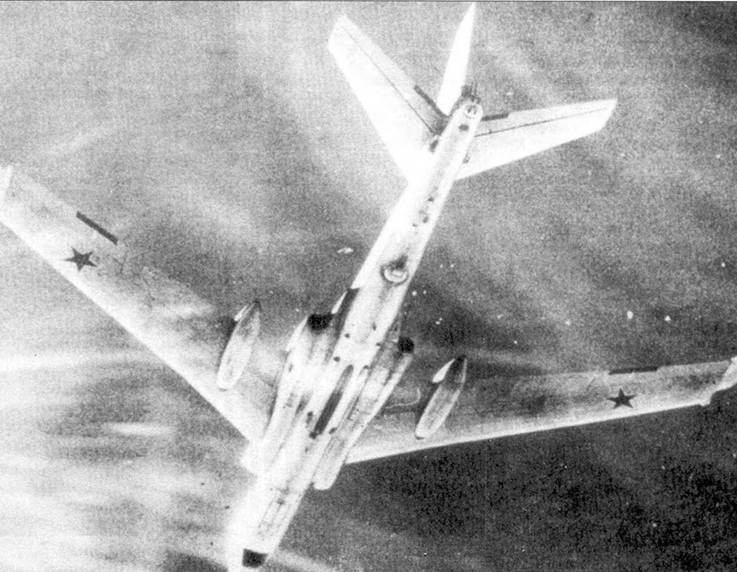 Иллюстрация к книге — Ту-16 Ракетно бомбовый ударный комплекс Советских ВВС [pic_148.jpg]
