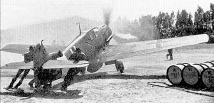 Иллюстрация к книге — Асы Люфтваффе пилоты Bf 109 на Средиземноморье [pic_7.jpg]