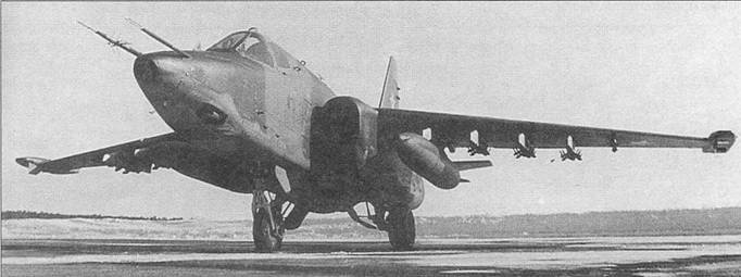 Иллюстрация к книге — Су-25 «Грач» [pic_27.jpg]