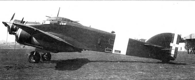 Иллюстрация к книге — Savoia Marchetti S.79 Фотоархив [pic_153.jpg]