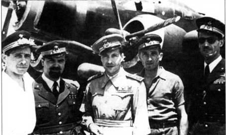 Иллюстрация к книге — Savoia Marchetti S.79 Фотоархив [pic_154.jpg]