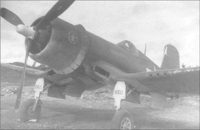 Иллюстрация к книге — F4U Corsair [pic_49.jpg]