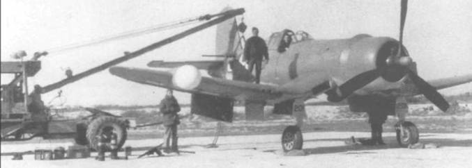 Иллюстрация к книге — F4U Corsair [pic_92.jpg]