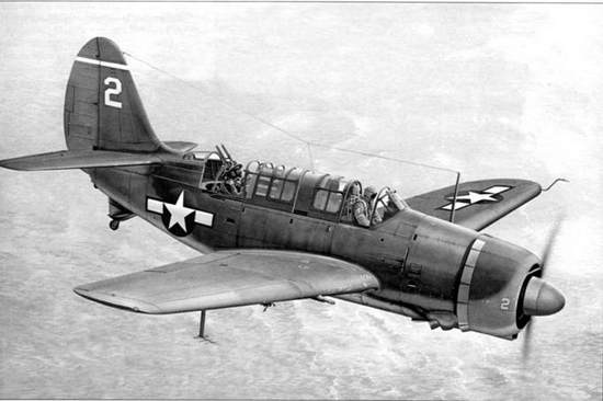 Иллюстрация к книге — SB2C Helldiver [pic_1.jpg]