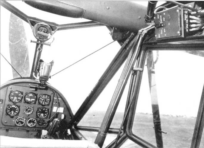 Иллюстрация к книге — Fieseler Storch [pic_124.jpg]