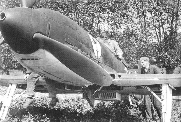 Иллюстрация к книге — Heinkel Не 100 [pic_50.jpg]