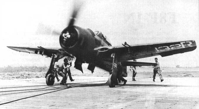 Иллюстрация к книге — F8F «Bearcat» [pic_69.jpg]