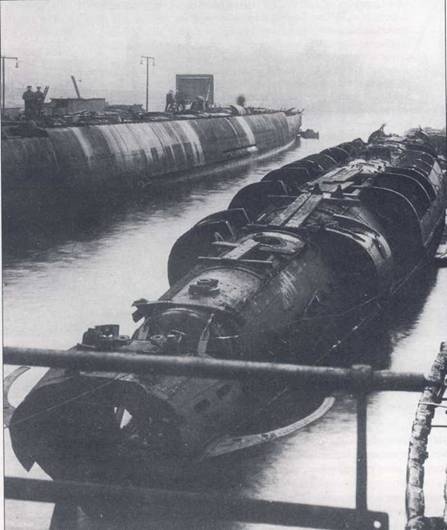 Иллюстрация к книге — U-Boot война под водой [pic_6.jpg]
